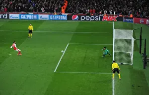 Giroud's Dramatic Penalty: Arsenal Stuns PSG in Champs League