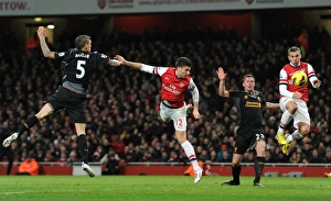 Giroud's Goal: Arsenal vs. Liverpool, 2012-13 - Agger and Carragher Thwarted