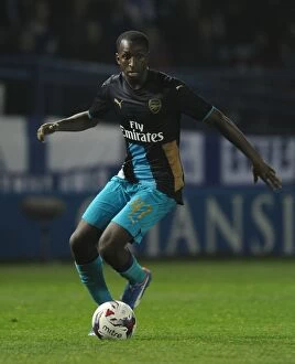 Images Dated 27th October 2015: Glen Kamara in Action: Arsenal vs. Sheffield Wednesday, Capital One Cup 2015-16