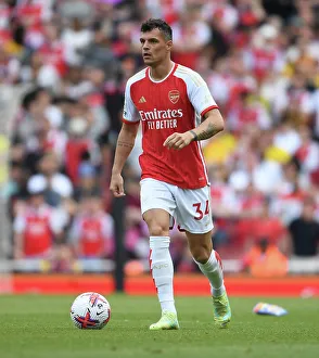 Granit Xhaka in Action: Arsenal vs. Wolverhampton Wanderers, Premier League 2022-23