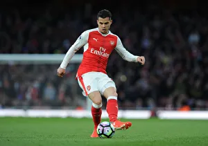 Granit Xhaka in Action: Arsenal vs Leicester City, Premier League 2016-17
