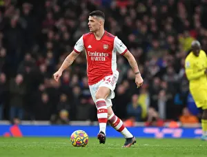 Granit Xhaka: Arsenal's Midfield Maestro in Action against Brentford, Premier League 2021-22
