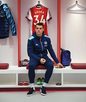 Images Dated 1st January 2022: Granit Xhaka: Arsenal's Midfield Maestro Faces Manchester City Challenge in Premier League Showdown