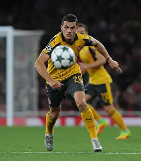 Granit Xhaka: Arsenal's Midfield Masterclass in UEFA Champions League Battle Against FC Basel (2016-17)
