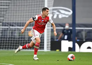 Granit Xhaka in the Heart of the Arsenal-Tottenham Rivalry: Premier League Clash 2019-2020