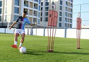 Granit Xhaka Prepares for Arsenal vs AC Milan: Arsenal Football Club's Training Session, Dubai Super Cup 2022