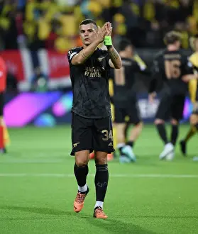 Granit Xhaka's Applause: Arsenal's Victory in Bodø/Glimt UEFA Europa League Match