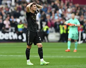Granit Xhaka's Disappointment: Arsenal's Struggle Against West Ham United in the Premier League (April 2023)