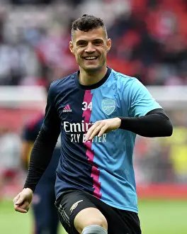 Granit Xhaka's Intense Pre-Match Focus: Arsenal vs. Liverpool, Premier League 2022-23