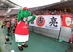 Nagoya Grampus V Arsenal 2013-14 Prints: Gunner. Nagoya Grampus 1: 3 Arsenal. Pre Season Friendly. Arsenal Pre Season Tour of Asia