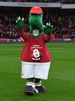 Arsenal V Huddersfield Town - 2018-19 Prints: Gunnersaurus Leads Arsenal Against Huddersfield Town, Premier League 2018-19