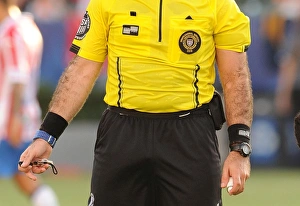hairy referee. Arsenal 3: 1 Chivas. Pre Season Friendly. The Stubhub Centre. Carson City