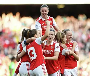 Heartbreak for Stina Blackstenius: Arsenal's Disallowed Goal in the UEFA Women's Champions League Semifinal vs. VfL Wolfsburg