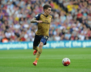Hector Bellerin in Action: Arsenal vs. Crystal Palace, Premier League 2015-16