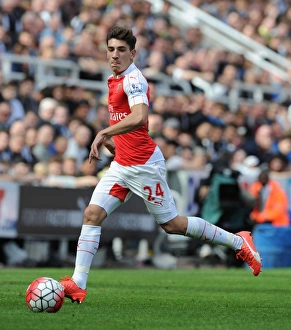 Newcastle United V Arsenal 2015-16 Prints: Hector Bellerin in Action: Arsenal vs. Newcastle United, Premier League 2015-16