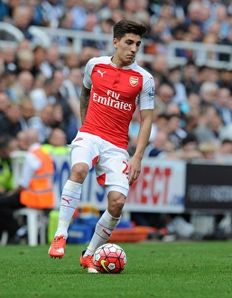 Newcastle United V Arsenal 2015-16 Prints: Hector Bellerin in Action: Arsenal vs. Newcastle United, Premier League 2015-16