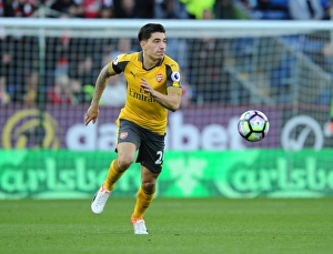 Burnley V Arsenal 2016-17 Prints: Hector Bellerin in Action: Arsenal vs. Burnley, Premier League 2016-17