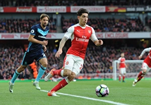 Hector Bellerin in Action: Arsenal vs. Middlesbrough, Premier League 2016-17