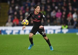 Images Dated 26th November 2017: Hector Bellerin in Action: Arsenal vs. Burnley, Premier League 2017-18
