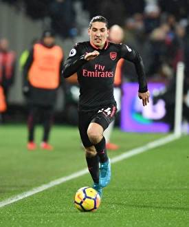 Hector Bellerin in Action: Arsenal vs. West Ham United, Premier League 2017-18