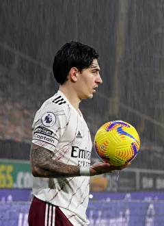 Hector Bellerin in Action: Arsenal vs. Wolverhampton Wanderers, Premier League 2020-21
