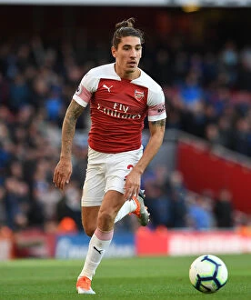 Images Dated 23rd September 2018: Hector Bellerin in Action: Arsenal vs Everton, Premier League 2018-19