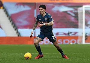Hector Bellerin in Action: Aston Villa vs. Arsenal, Premier League 2020-21