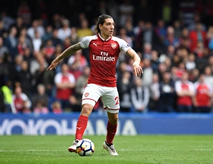 Hector Bellerin in Action: Chelsea vs Arsenal, Premier League 2017-18