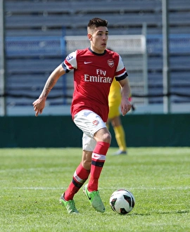 Hector Bellerin (Arsenal). Arsenal U19 1: 3 Sporting Lisbon U19. Nextgen Series 3rd Place Play-off