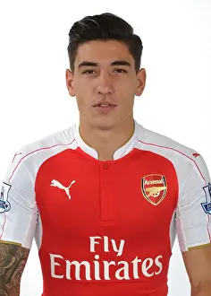Hector Bellerin: Arsenal First Team 2015-16 Photocall