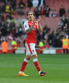 Hector Bellerin: Arsenal's Defensive Determination vs Manchester United (2016-17)