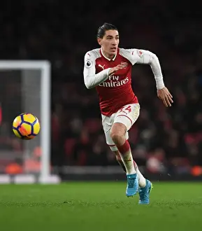 Arsenal V Newcastle United 2017-18 Prints: Hector Bellerin: Arsenal's Defensive Powerhouse in Action Against Newcastle United