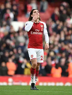 Hector Bellerin: Arsenal's Determined Defender in Action against Swansea City