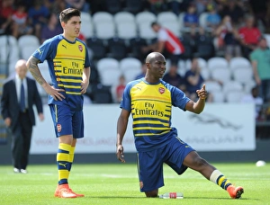 Hector Bellerin and Benik Afobe (Arsenal) warms up before the match. Boreham Wood 0:2 Arsenal Hector Bellerin and Benik Afobe (Arsenal) warms up before the match. Boreham Wood 0:2 Arsenal