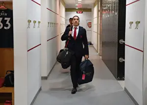 Hector Bellerin: Unwavering Focus in Arsenal Changing Room Before Arsenal vs Burnley, Premier League 2017-18