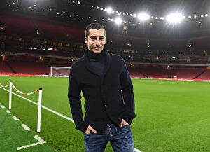 Images Dated 24th January 2018: Henrikh Mkhitaryan's Arsenal Debut: Arsenal vs. Chelsea in Carabao Cup Semi-Finals