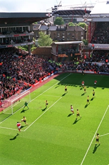 入手困難\"HIGHBURY＂TheStory ofArsenal Stadium THE STORY OF HIGHBURY STADIUM (ARSENAL): THE LEGENDARY