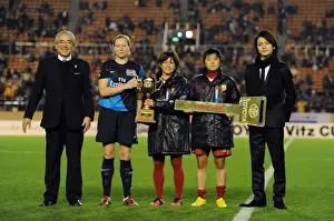 INAC Kobe V Arsenal Ladies Prints: INAC Kobe vs. Arsenal Ladies: A 1-1 Thriller - Kawasumi vs