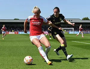 Intense Battle: Arsenal Women vs Aston Villa in FA Women's Super League