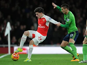 Intense Battle: Bellerin vs. Tadic at Arsenal vs. Southampton