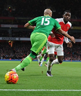 Arsenal Sunderland 2015-16 Prints: Intense Battle: Campbell vs. Kaboul - Arsenal vs. Sunderland, Premier League 2015-16
