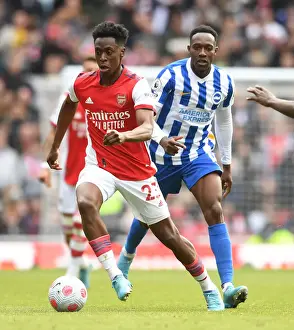 Intense Clash: Lokonga vs. Welbeck at the Emirates - Arsenal vs. Brighton (2021-22)