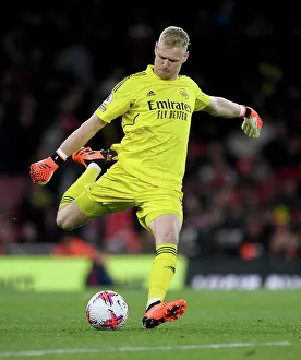 Intense Moment: Aaron Ramsdale in Action for Arsenal vs. Chelsea, Premier League 2022-23, Emirates Stadium