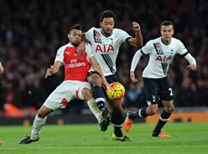 Images Dated 8th November 2015: Intense Rivalry: Coquelin vs. Dembele Battle at Emirates (2015-16)