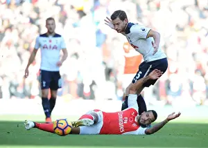 Intense Rivalry: Walcott vs. Vertonghen Clash - Arsenal vs. Tottenham (2016-17)