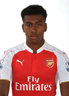 Introducing Alex Iwobi: Arsenal's Rising Star (2015-16)