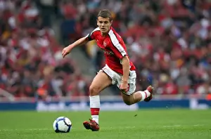 Jack Wilshere in Action: Arsenal's Win Against Atletico Madrid (2:1), Emirates Cup, Emirates Stadium (2009)