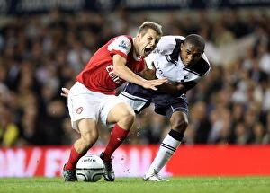 Tottenham Hotspur v Arsenal - Carling Cup 2010-11 Collection: Jack Wilshere (Arsenal) Wilson Palacios (Tottenham). Tottenham Hotspur 1: 4 Arsenal (aet)