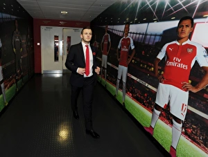 Arsenal V Tottenham Hotspur 2015-16 Prints: Jack Wilshere Prepares for Arsenal vs. Tottenham Showdown (2015-16)