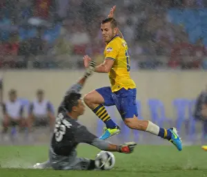 Jack Wilshere vs Tran Buu Ngoc: Vietnam vs Arsenal Friendly, 2013